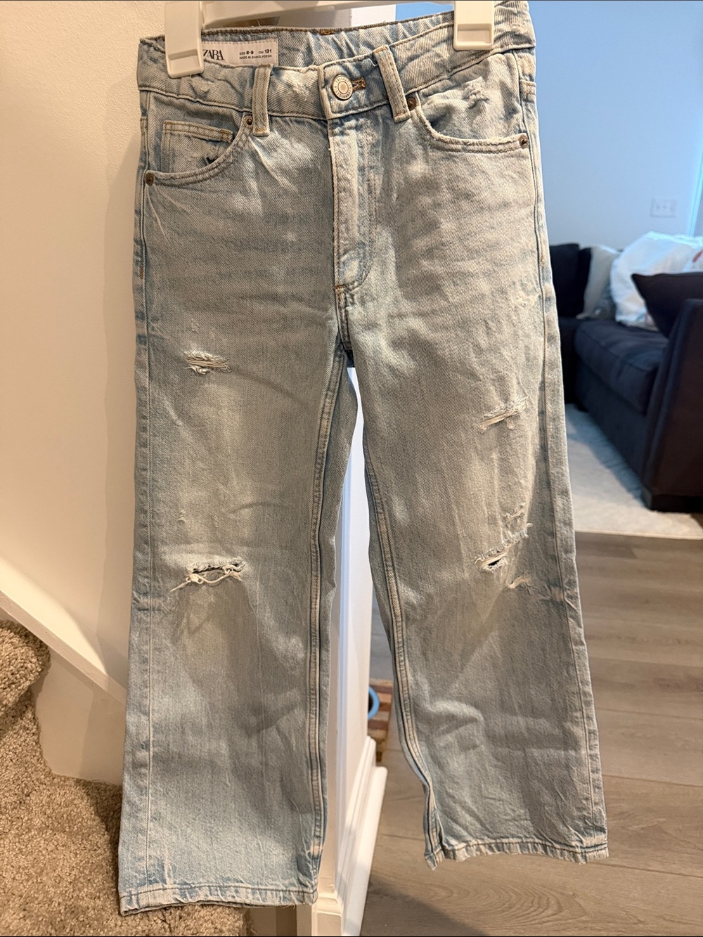 Zara Light Wash Distressed Girl’s Jeans